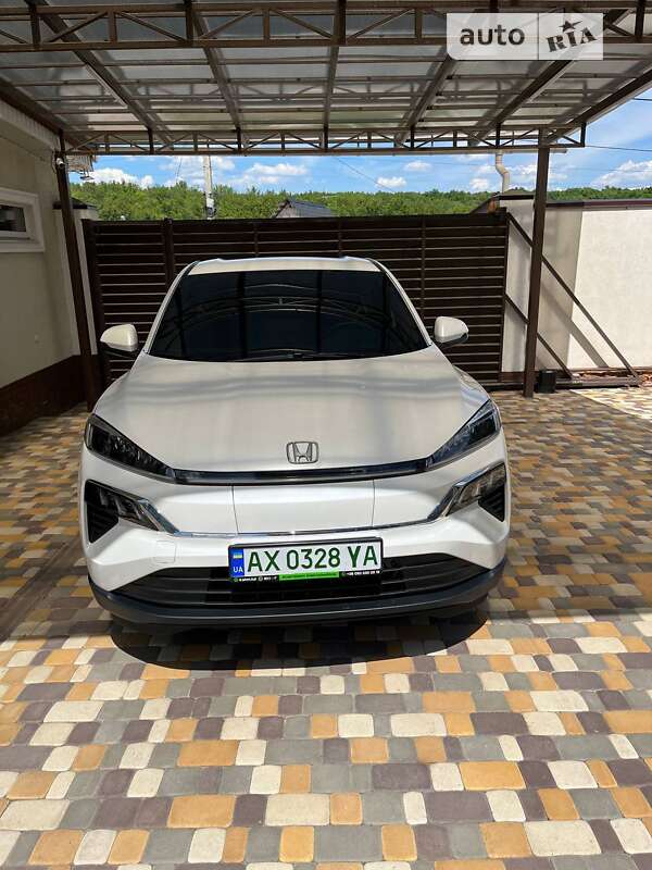 2022 honda m-nv
