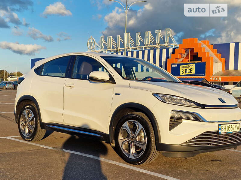 2022 honda m-nv