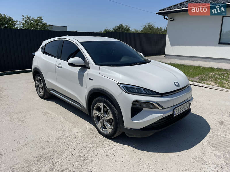 2022 honda m-nv