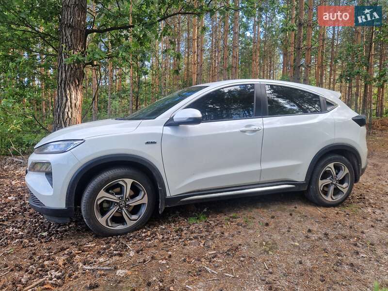 2022 honda m-nv