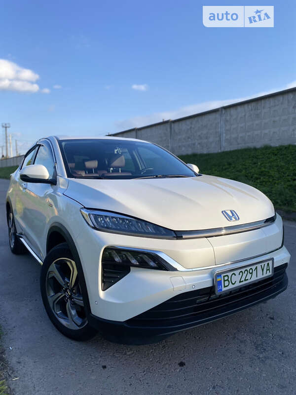 2022 honda m-nv