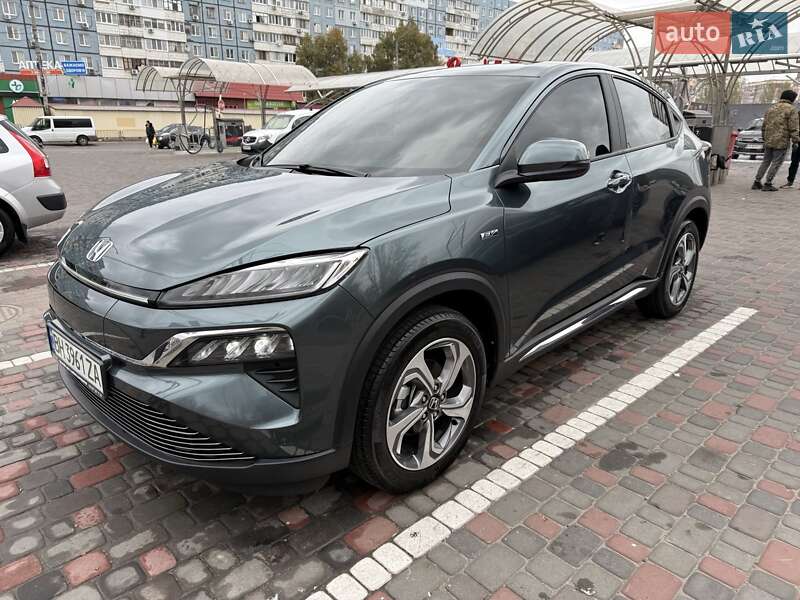 2021 honda m-nv