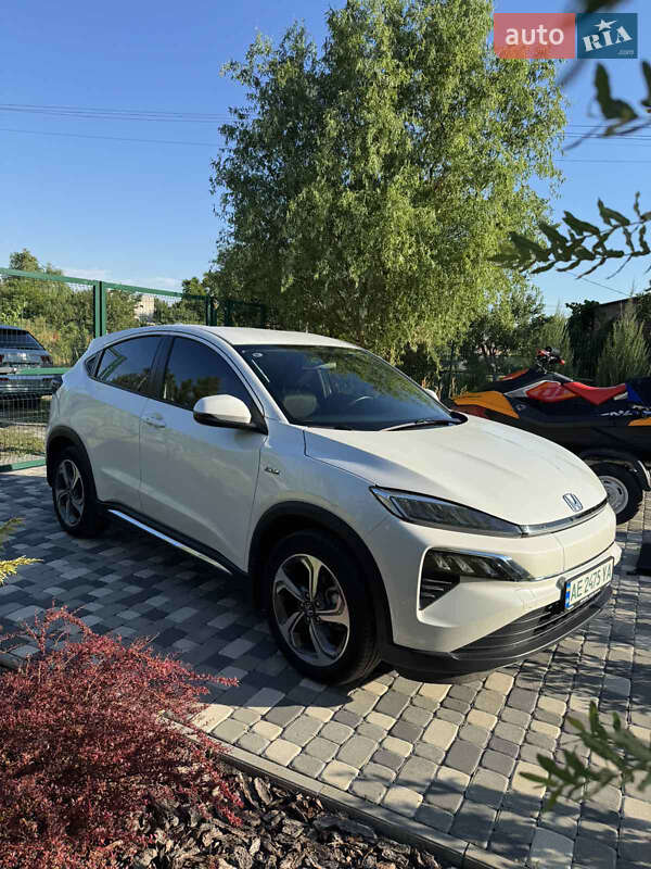 2022 honda m-nv