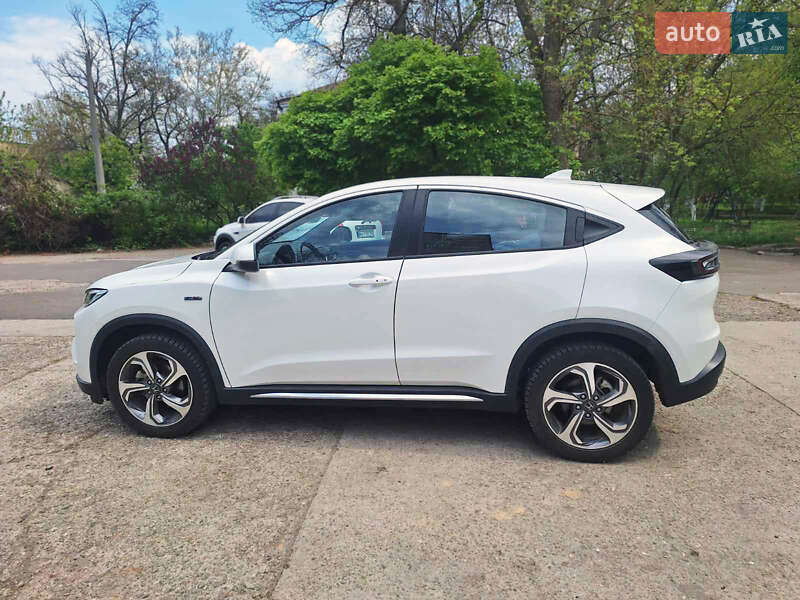 2023 honda m-nv