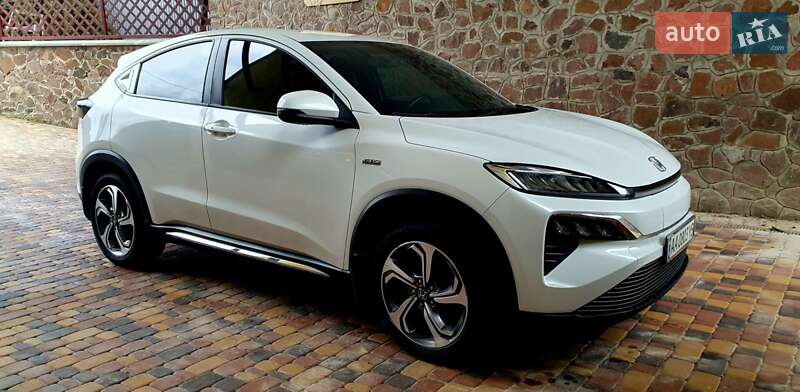 2021 honda m-nv