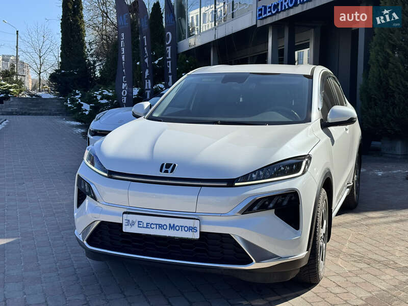 2023 honda m-nv