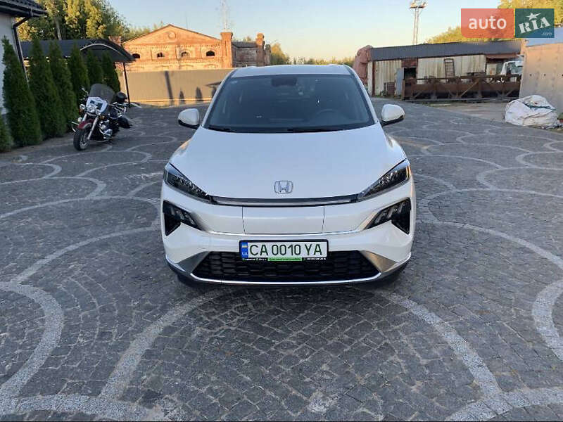 2023 honda m-nv