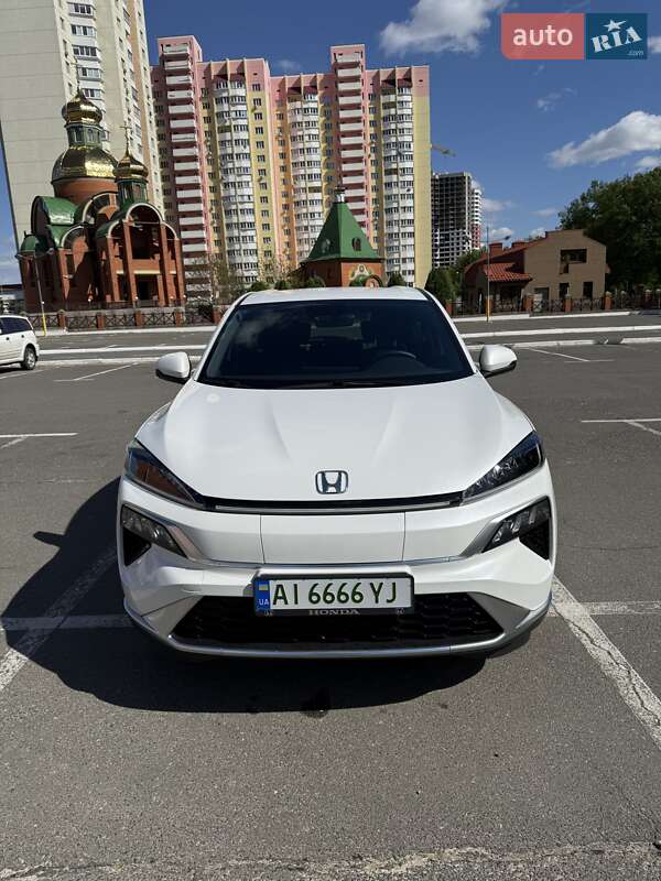 2024 honda m-nv