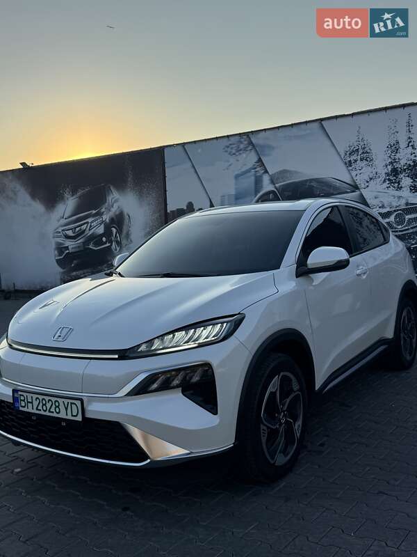 2024 honda m-nv