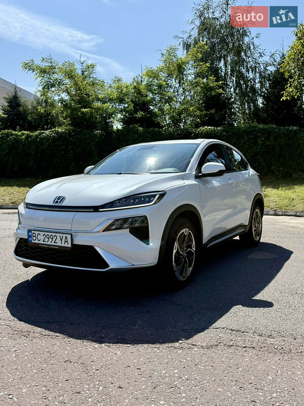 2024 honda m-nv