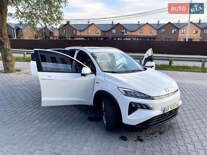2021 honda m-nv