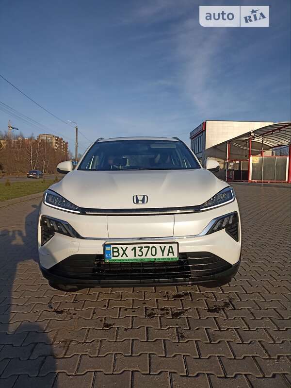 2022 honda m-nv