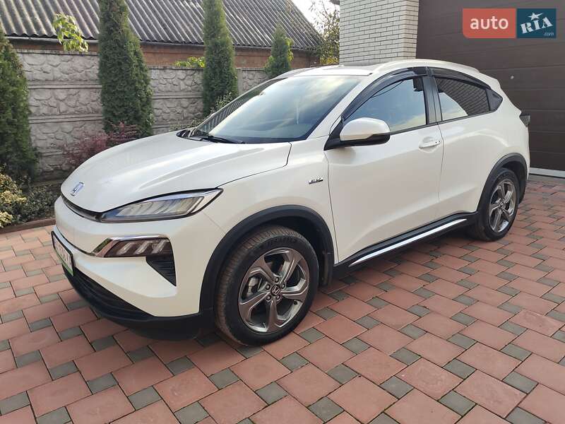 2022 honda m-nv