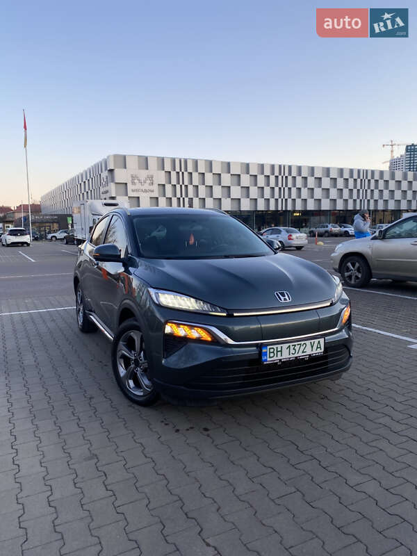2022 honda m-nv