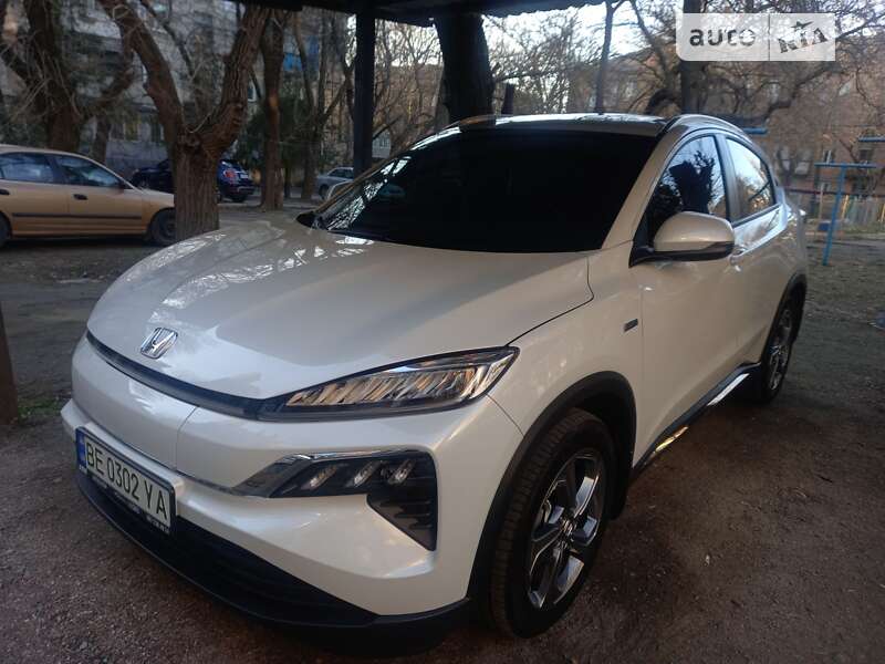 2022 honda m-nv
