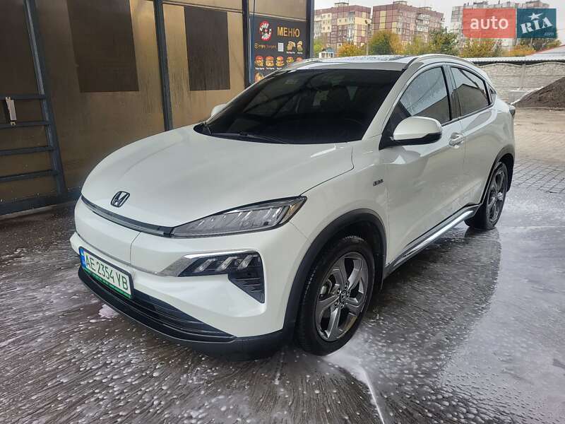 2022 honda m-nv