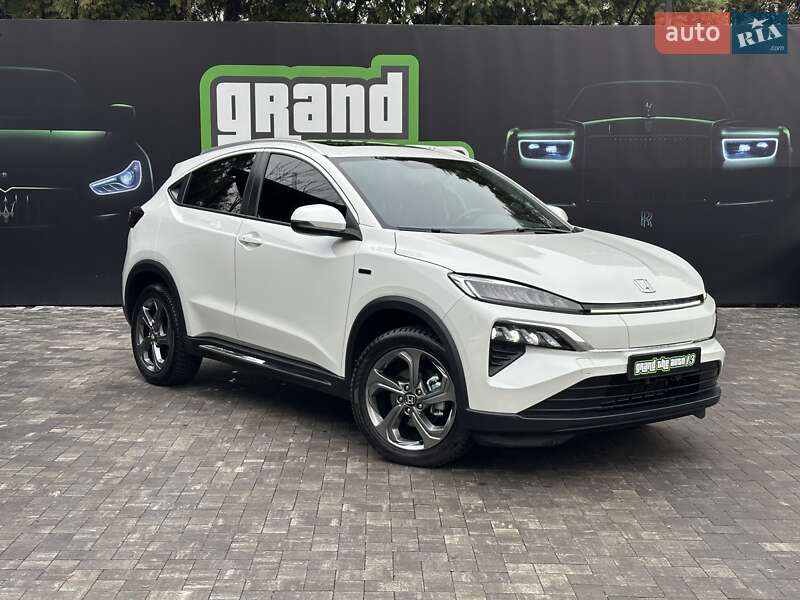2023 honda m-nv