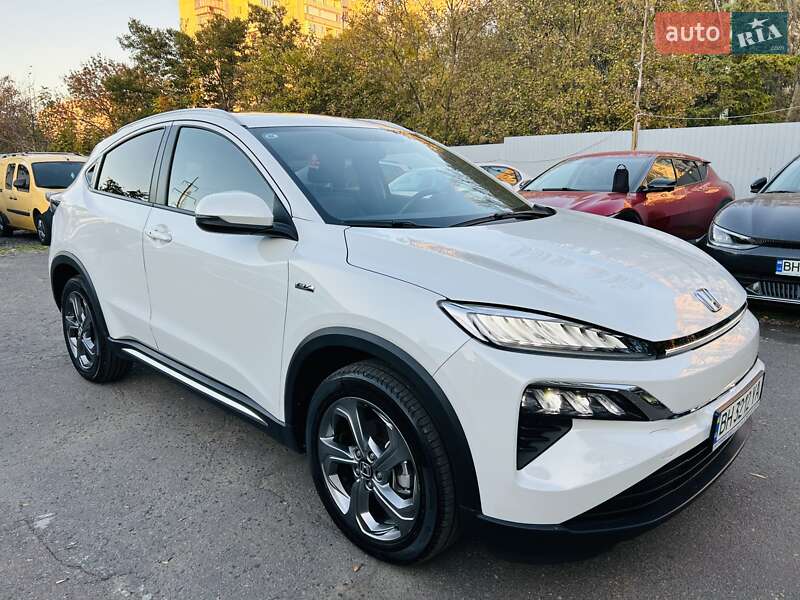 2022 honda m-nv