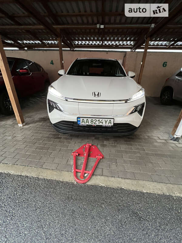 2022 honda m-nv
