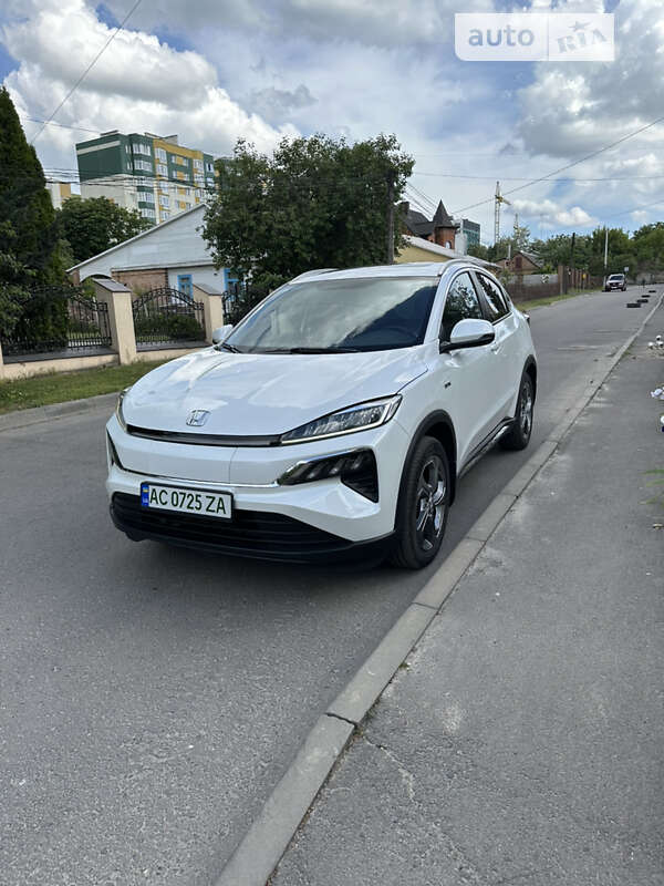 2022 honda m-nv