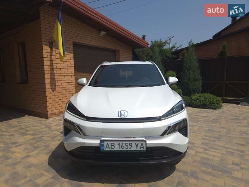 2022 honda m-nv