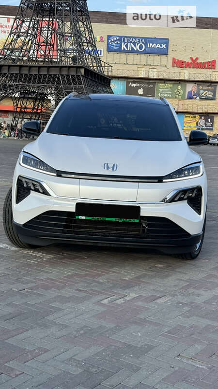 2022 honda m-nv