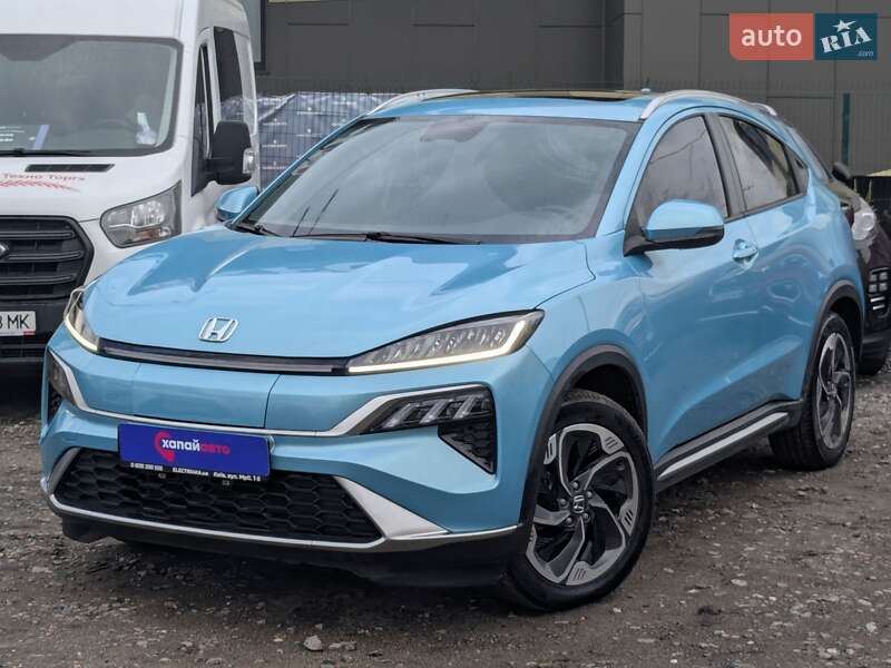 2023 honda m-nv