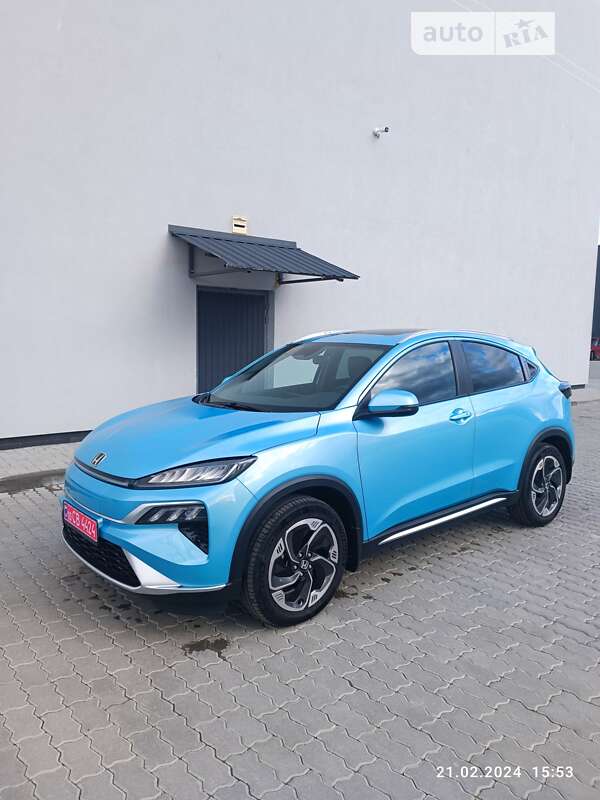 2023 honda m-nv