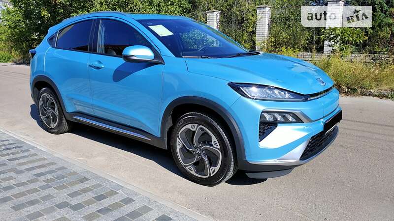 2023 honda m-nv