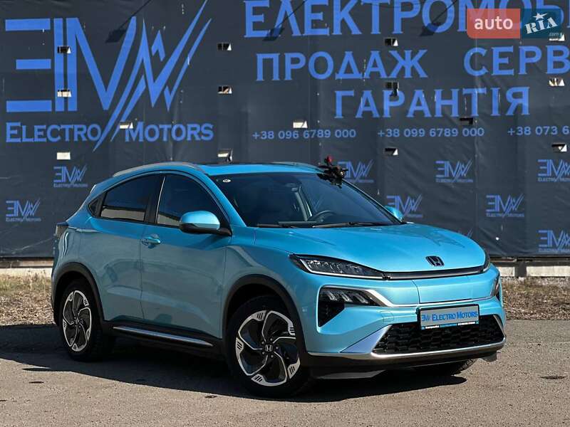 2023 honda m-nv
