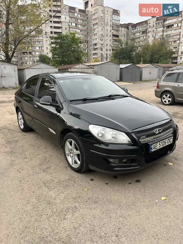 2011 chery m11