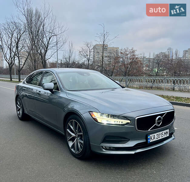 2017 volvo s90