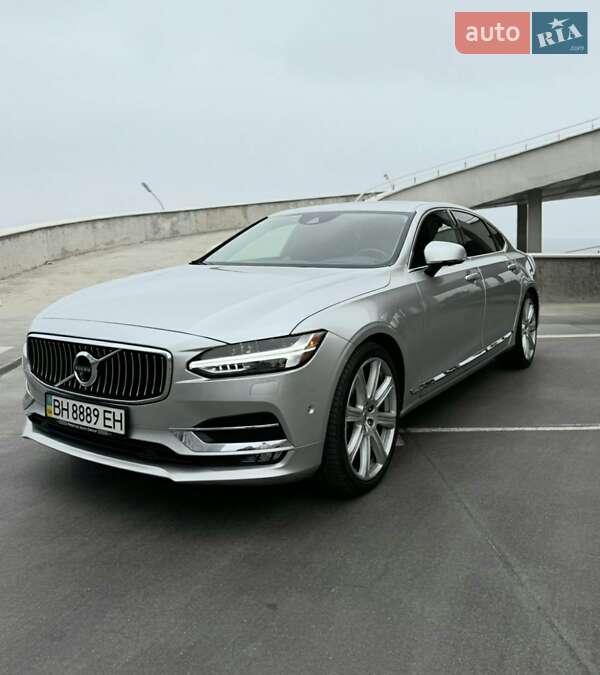2017 volvo s90