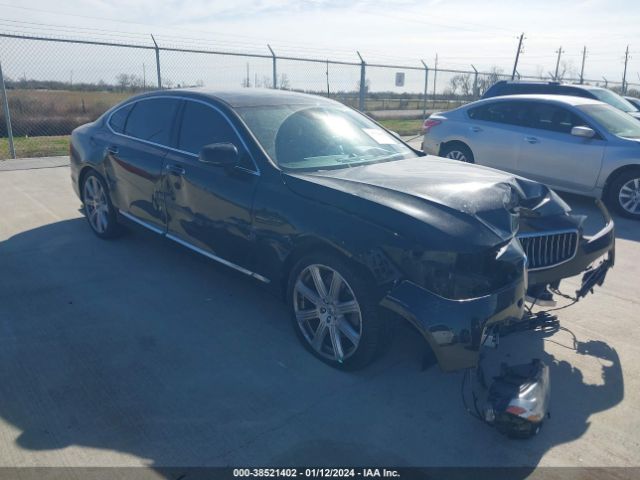 2018 VOLVO S90