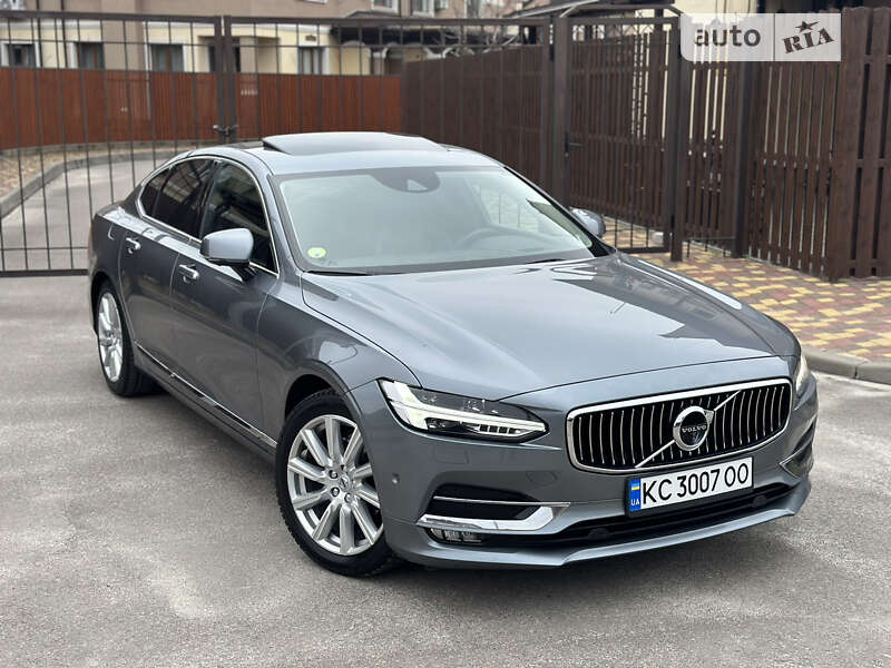 2017 volvo s90