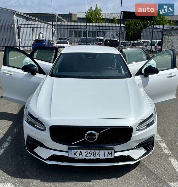 2021 volvo s90