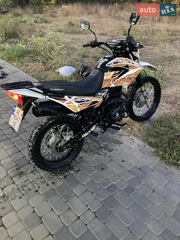 2021 geon x-road 200 light