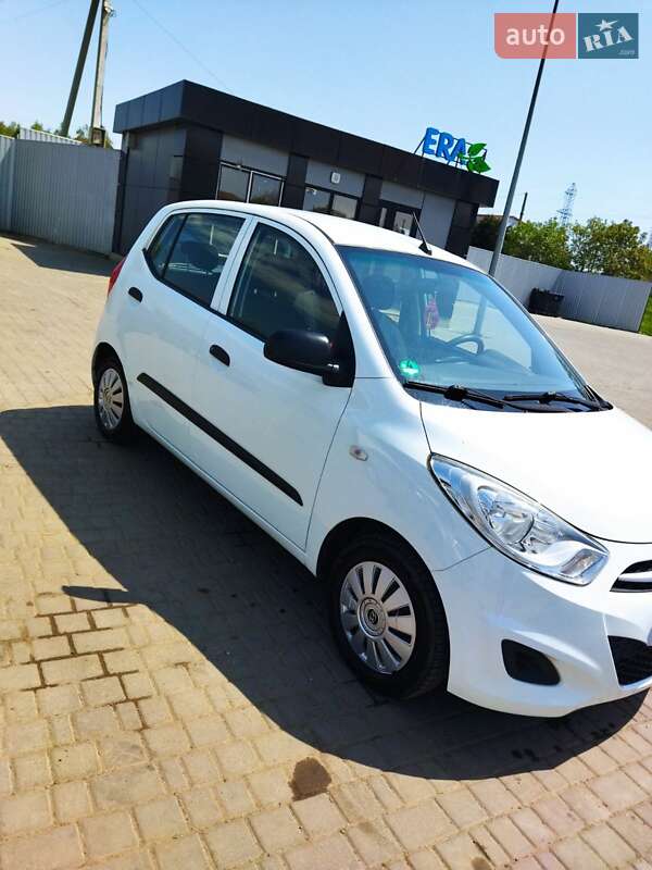 2012 hyundai i10