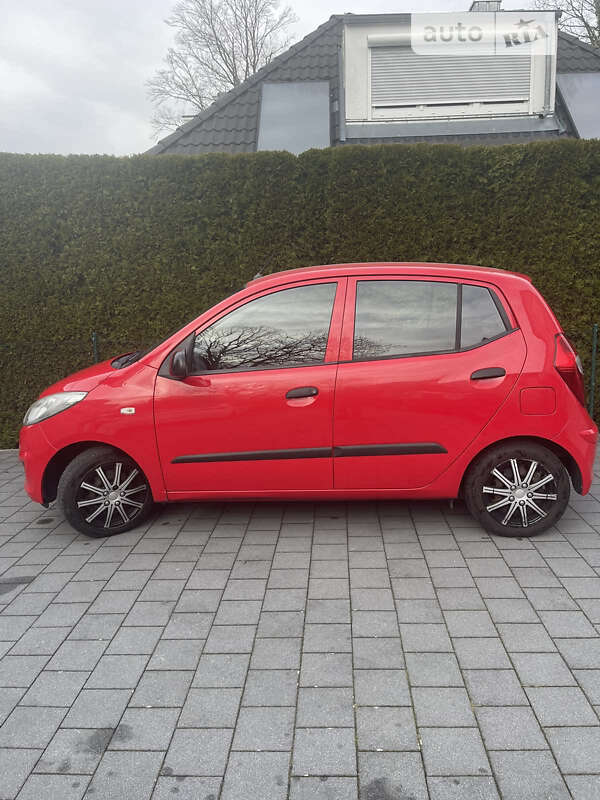 2012 hyundai i10