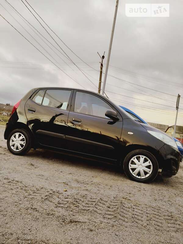 2012 hyundai i10