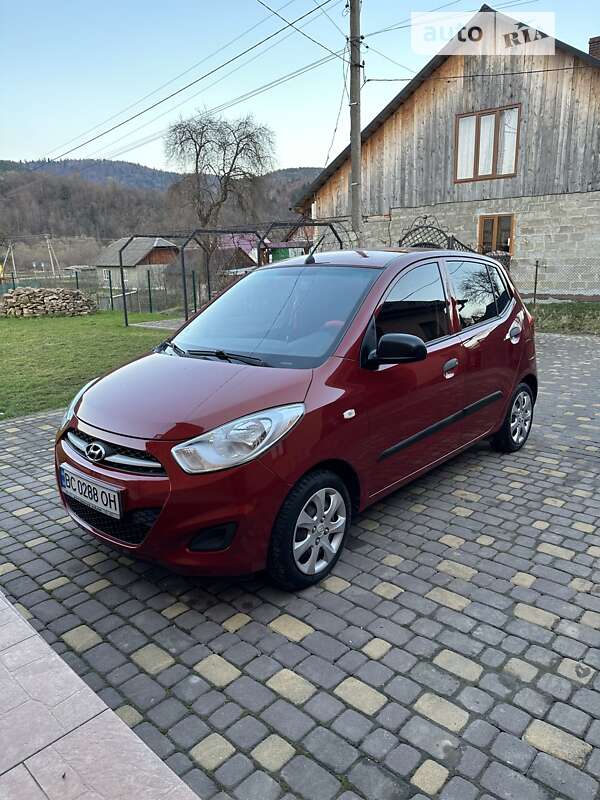 2012 hyundai i10