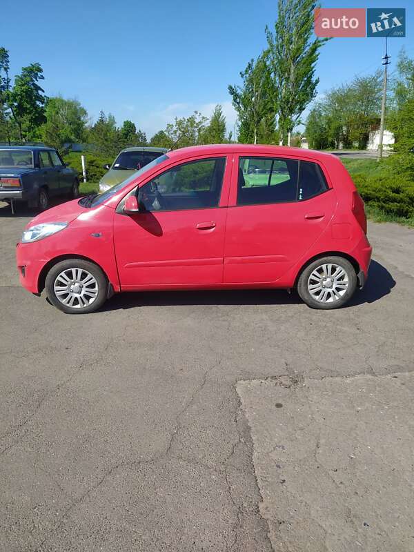 2013 hyundai i10