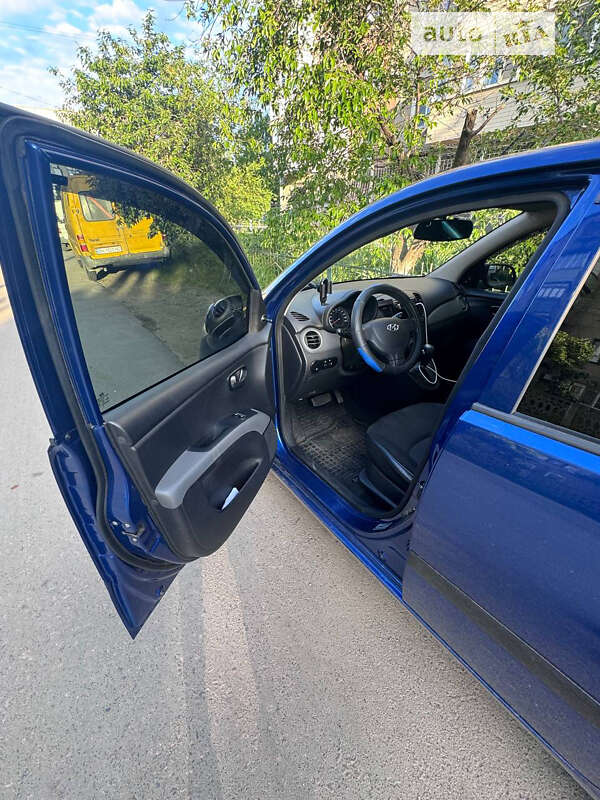 2013 hyundai i10