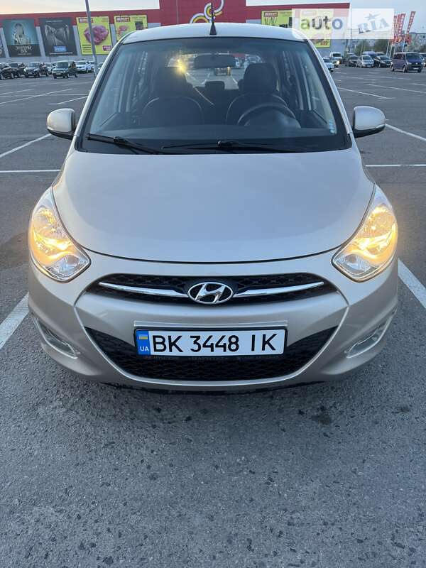 2011 hyundai i10