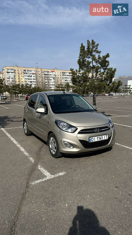2012 hyundai i10