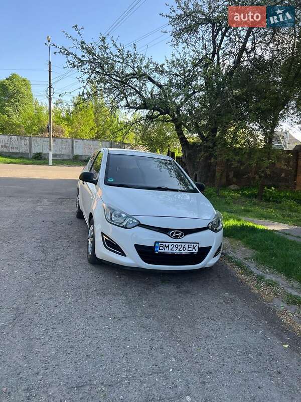 2012 hyundai i20