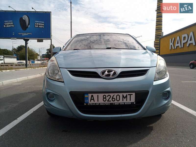 2011 hyundai i20