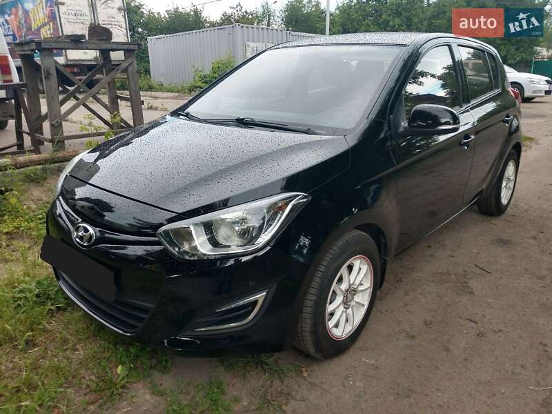 2012 hyundai i20