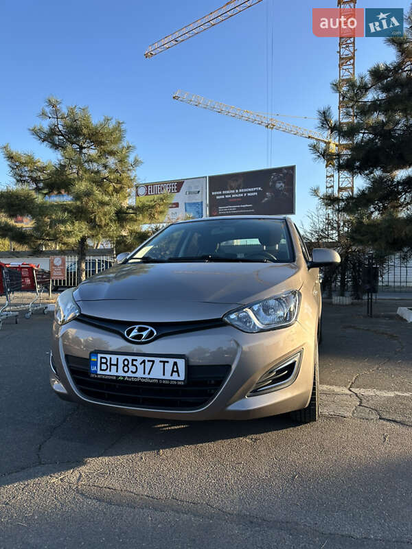 2013 hyundai i20