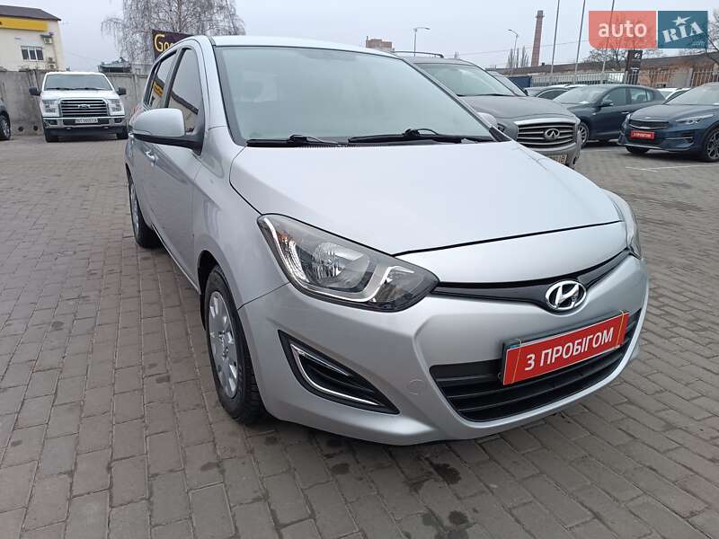 2014 hyundai i20